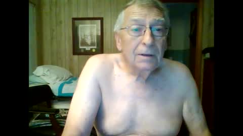 Snapshot of maturecouple1954 chatting on October 9, 11:37 am SXECPL55 at G mail Dot Com online show from October 9, 11:37 am