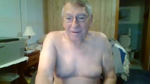 Snapshot of maturecouple1954 chatting on December 27, 12:34 pm SXECPL55 at G mail Dot Com online show from December 27, 12:34 pm