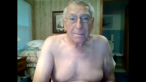 Snapshot of maturecouple1954 chatting on September 14, 11:34 am SXECPL55 at G mail Dot Com online show from September 14, 11:34 am