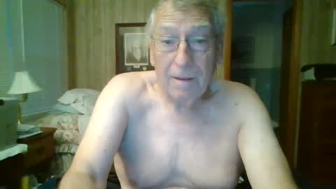 Snapshot of maturecouple1954 chatting on October 4, 11:26 am SXECPL55 at G mail Dot Com online show from October 4, 11:26 am