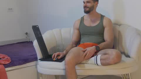 mauro_real_man online show from February 22, 7:59 pm
