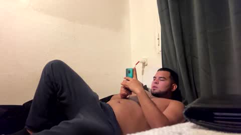 Snapshot of mauroo2025 chatting on January 29, 10:22 pm mauroo2025 online show from January 29, 10:22 pm