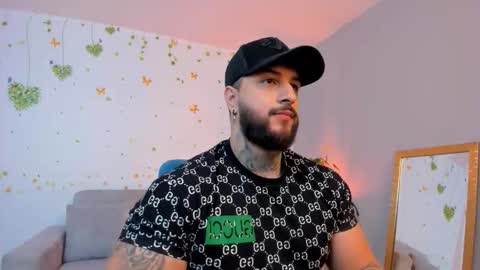 max D. online show from November 2, 5:23 am