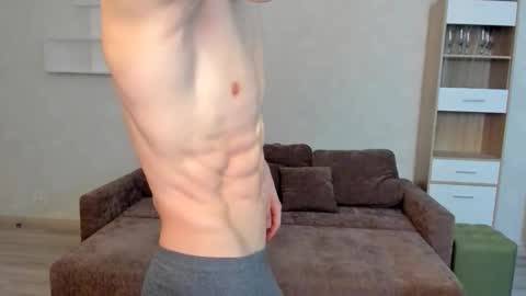 max_foks_ online show from February 11, 1:16 pm