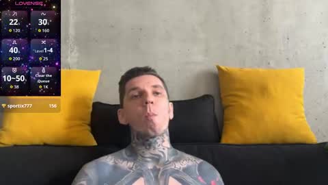    online show from October 31, 6:26 am