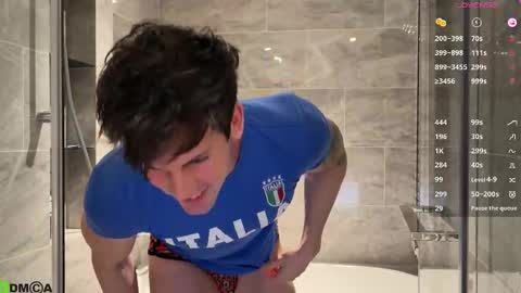 Max online show from October 9, 8:14 pm