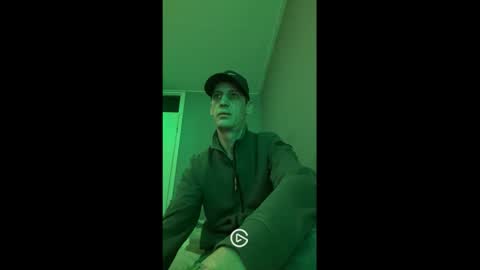 Snapshot of maxbose666 chatting on January 26, 1:52 am Max online show from January 26, 1:52 am