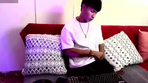 maxfont online show from October 12, 11:04 am