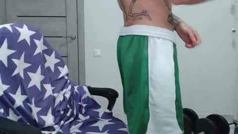 Maximus Fox online show from November 17, 7:11 am