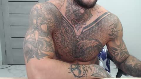 Snapshot of maxi_foxxx chatting on October 21, 7:55 am Maximus Fox online show from October 21, 7:55 am