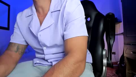 MAXI      online show from March 3, 9:32 pm