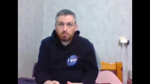 Maxime online show from December 5, 9:06 pm