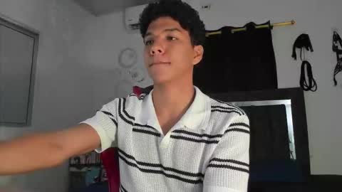 Maximiliano online show from January 13, 8:13 pm