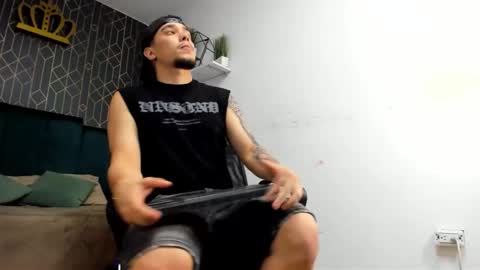 maximo_lane online show from March 3, 12:18 am