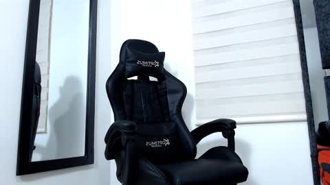 Maximo Sebastian online show from March 2, 1:37 am