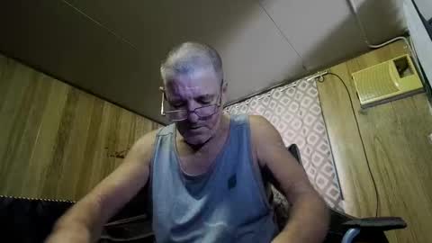 Max online show from February 4, 12:19 am