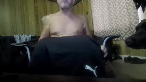 Max online show from February 13, 9:28 pm