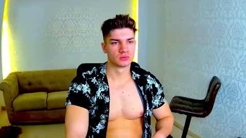 MaxKaiden online show from February 20, 6:19 am