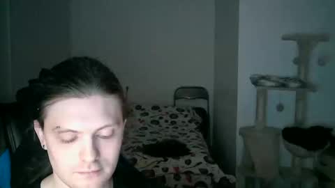 Snapshot of maxs_93 chatting on October 24, 4:20 pm maxs_93 online show from October 24, 4:20 pm