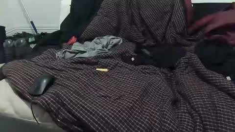 maxxou69hot online show from February 17, 8:24 am