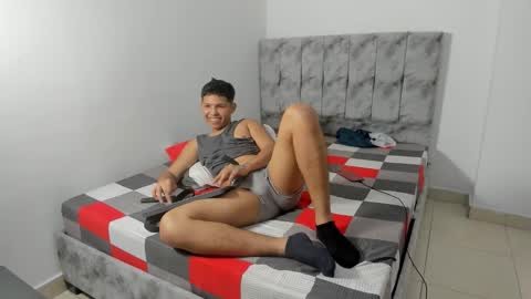 Mayky... online show from March 2, 11:34 pm