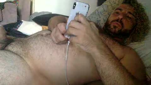 Snapshot of mazl0w chatting on March 7, 4:02 am mazl0w online show from March 7, 4:02 am