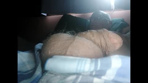 Snapshot of mbravo420 chatting on September 15, 11:55 am mbravo420 online show from September 15, 11:55 am