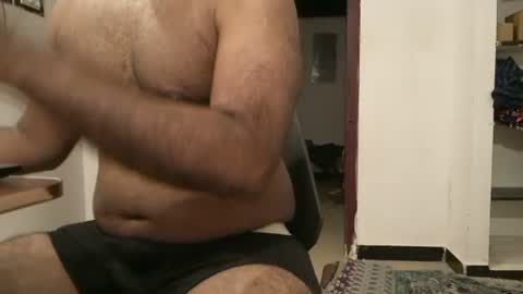 me_hai12 online show from December 15, 12:35 pm