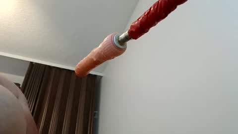 Snapshot of meheriuk68 chatting on October 2, 12:25 am meheriuk68 online show from October 2, 12:25 am