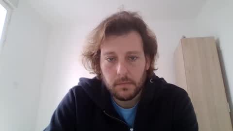 memo20cm online show from December 5, 12:45 pm