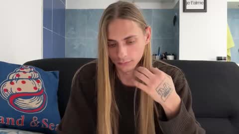 Misha online show from December 18, 2:13 pm