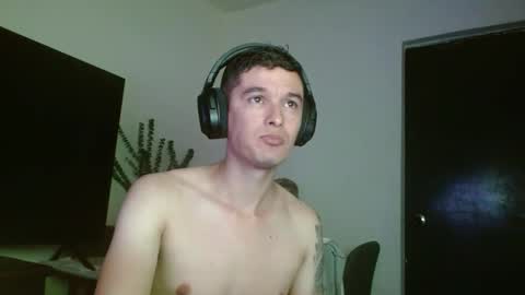 Snapshot of miaou_miaou chatting on February 4, 5:10 am miaou_miaou online show from February 4, 5:10 am