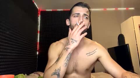 michelemagnetico online show from September 29, 9:32 pm