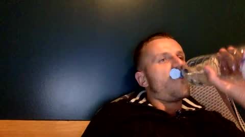 mickylove67 online show from October 7, 8:46 pm