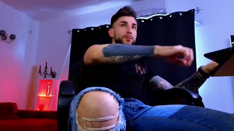 MightyAaron online show from February 24, 8:59 am