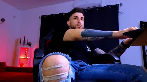 MightyAaron online show from February 19, 5:53 pm