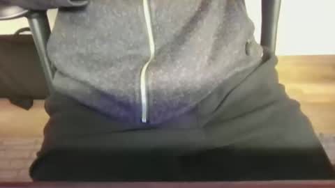 mik online show from December 18, 9:38 am