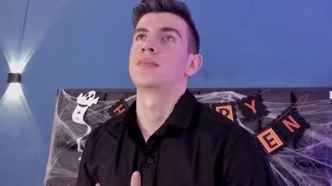 mikael online show from November 1, 5:33 am