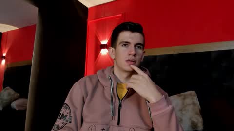 mikael online show from November 3, 8:21 pm