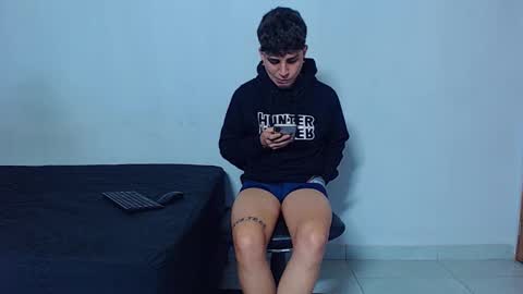 Mike IMDEPENDIENT MODEL online show from February 6, 1:46 am