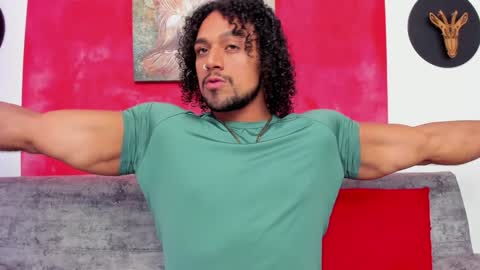   online show from January 15, 12:25 pm