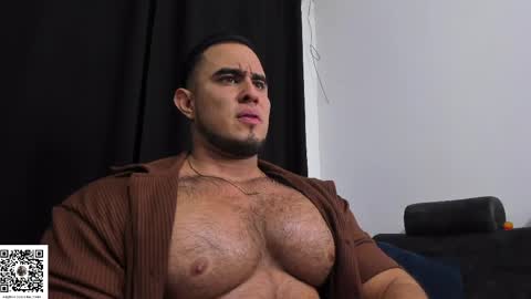 mikeblake_ online show from April 26, 5:49 am