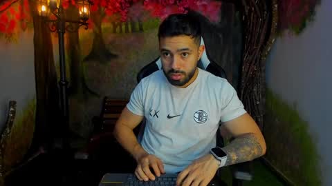 Mike Blare online show from January 25, 7:18 pm