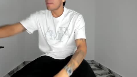 mikee_scooth online show from January 14, 3:22 am