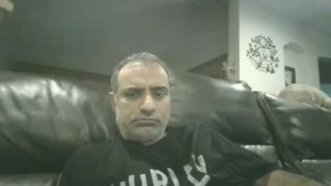 Snapshot of mikej143 chatting on February 8, 1:22 am mikej143 online show from February 8, 1:22 am