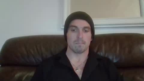 milesuppal online show from April 26, 9:22 pm