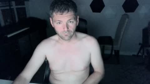 Snapshot of milf_hunter567 chatting on October 17, 3:10 am milf_hunter567 online show from October 17, 3:10 am