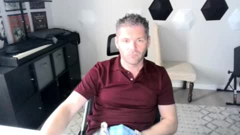 Snapshot of milf_hunter567 chatting on October 19, 7:17 pm milf_hunter567 online show from October 19, 7:17 pm