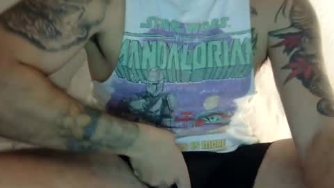 Snapshot of milfloverfl chatting on January 14, 1:36 am milfloverfl online show from January 14, 1:36 am