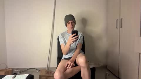 SlimnHungOH online show from February 19, 8:00 am